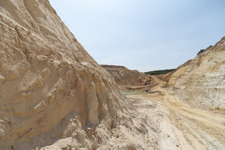 MI-F - WAD-MIF-THEDIRAC-BD-0117.jpg